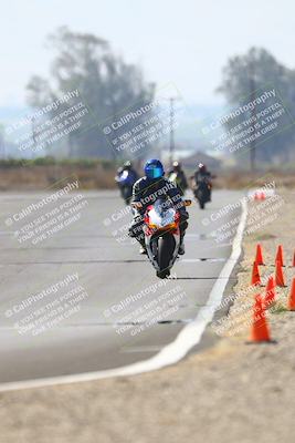 media/Sep-20-2025-TrackDaz (Sat) [[27f0cde673]]/B Group/220pm (Turn 9)/